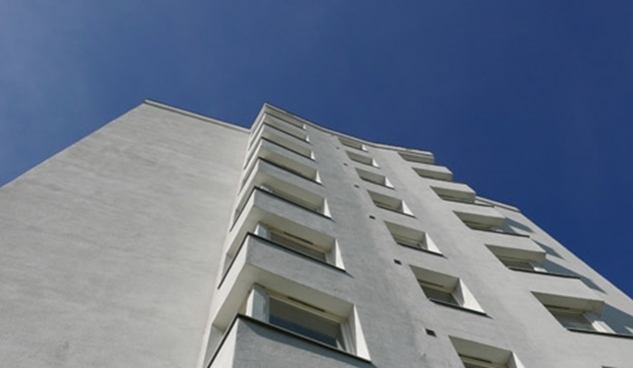 At spekulanter omgjør selveierleiligheter til utleiemaskiner blir mer og mer utbredt i pressområder. NBBL har i mange år jobbet for at sameiet bør få et ord med i laget.