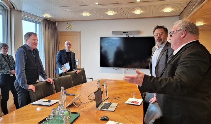 NBBL møter kommunalministeren om industriutbygging og boligbygging
