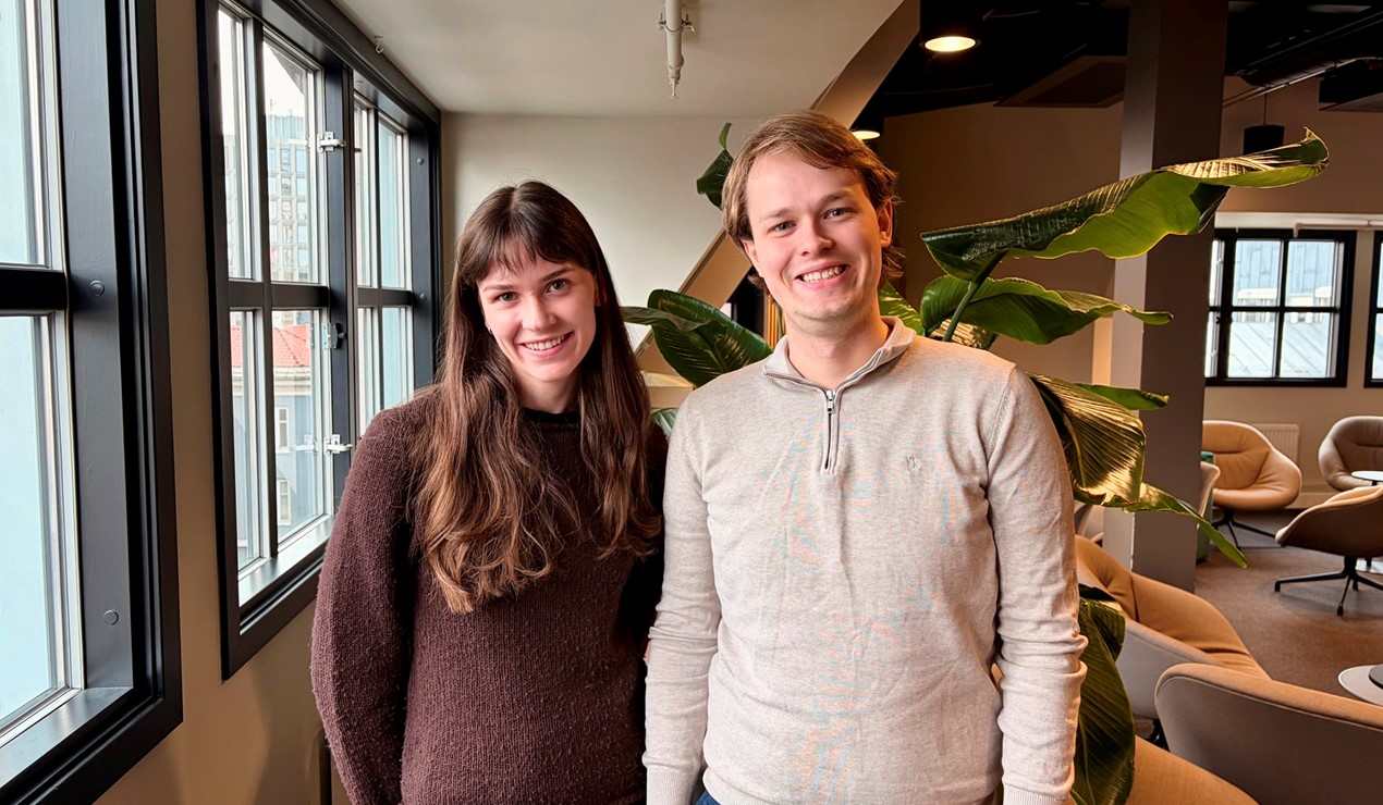 Ragnhild Blindheim og Haavard Hagen skal arbeide med blant annet sosiale medier og samfunnsøkonomiske analyser.