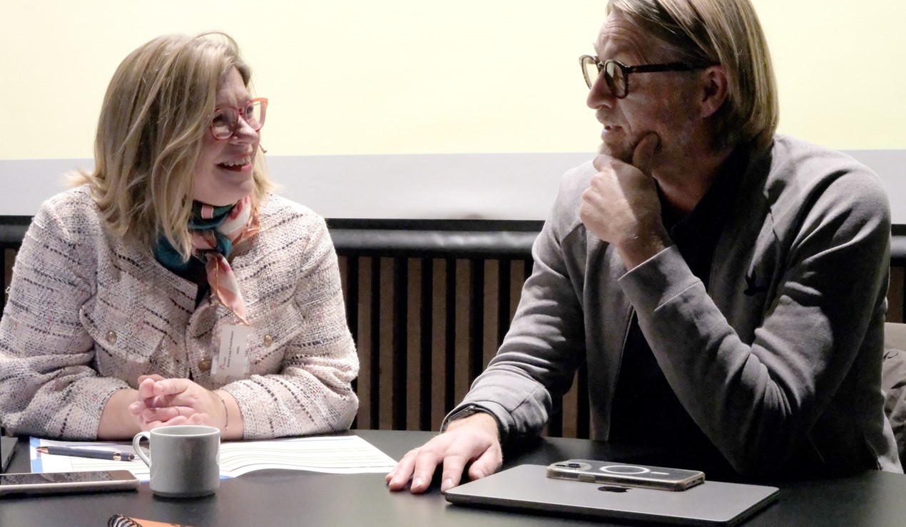 Anne Lise Hagen Fredriksen, direktør for utvikling og kompetanse i NBBL og Lasse Hamre, direktør for forretningsutvikling i Task. Foto: NBBL